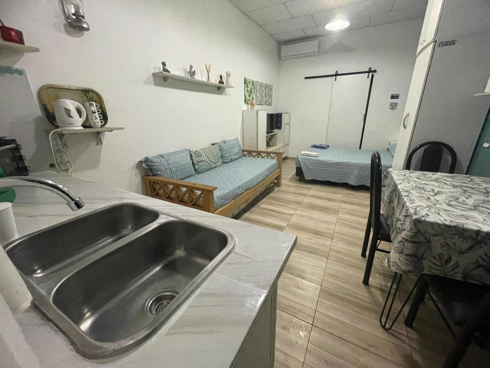 Hospedaje 3 Aeropuerto Ezeiza Pet Friendly Tranfer Gratis Desde Y Hacia El Aeropuerto De Ezeiza A 20 Minutos Appartement Buitenkant foto